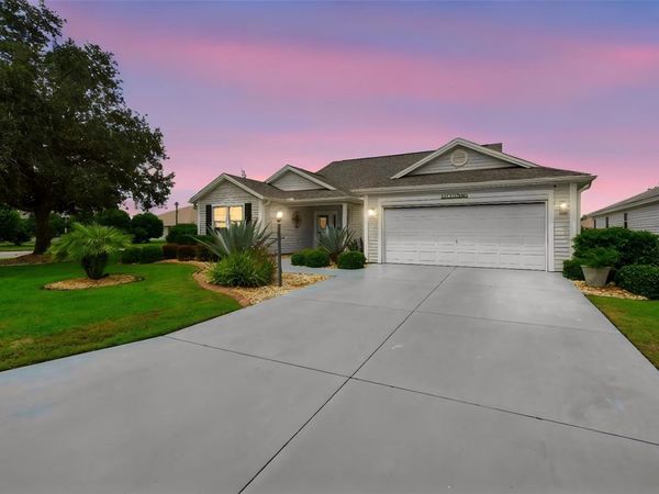 633 COKESBURY DRIVE , THE VILLAGES, FL 32162