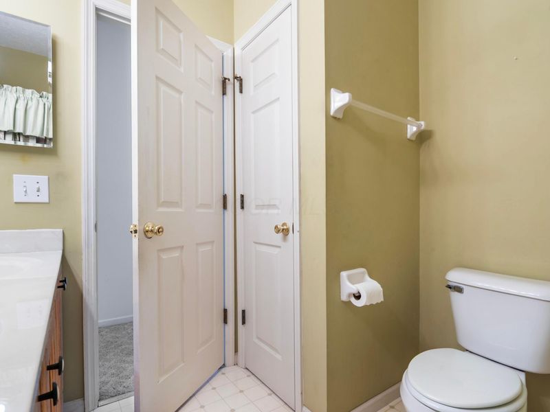 5931 Cove Point Court, Columbus, OH 43228 Photo 29