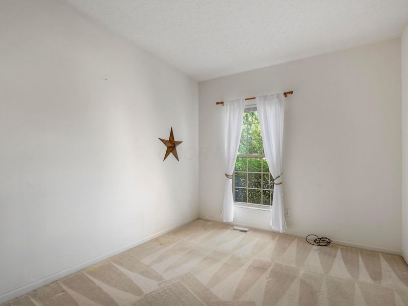 5931 Cove Point Court, Columbus, OH 43228 Photo 30
