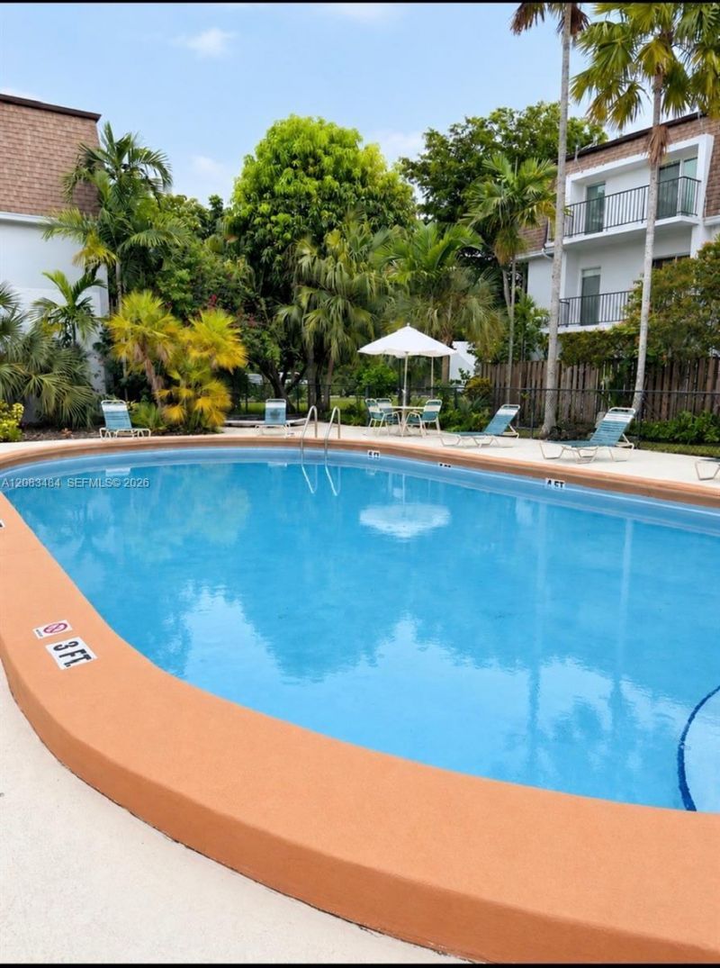 9631 SW 77 Av, Unit 101 C, Miami, FL 33156 Photo