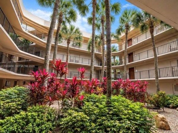 8760 SW 133rd Ave Rd , Unit 302, Miami, FL 33183