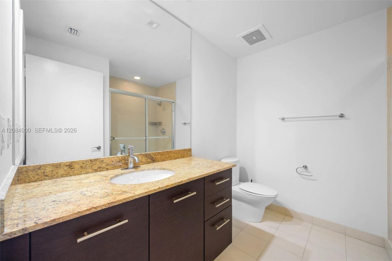 3029 NE 188th St , Unit 523, Aventura, FL 33180 Photo