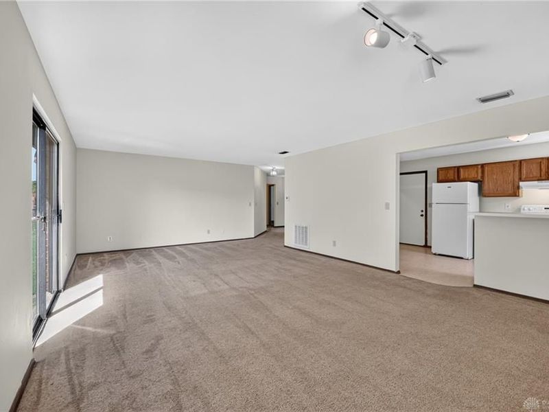 6522 Shull Road, Huber Heights, OH 45424 Photo 10