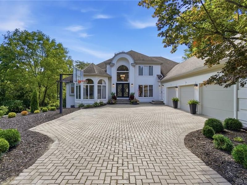 1038 Thicket Walk, Washington Township, OH 45429 Photo 5