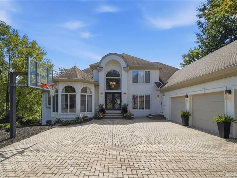 1038 Thicket Walk, Washington Township, OH 45429 Photo 7