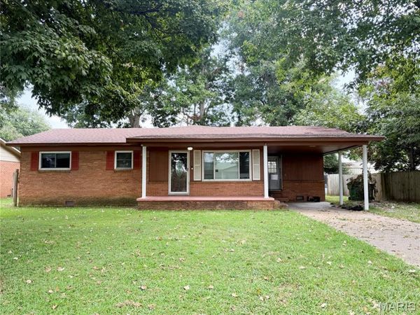 1209 Zaida Avenue , Caruthersville, MO 63830