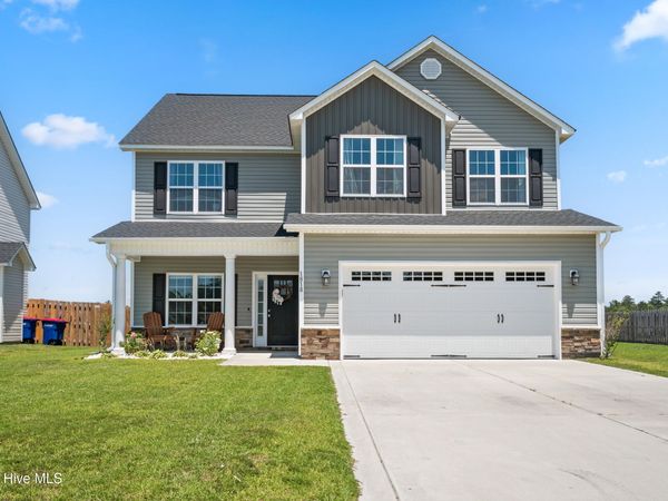 1818 Olde Towne Pointe Boulevard, Jacksonville, NC 28546