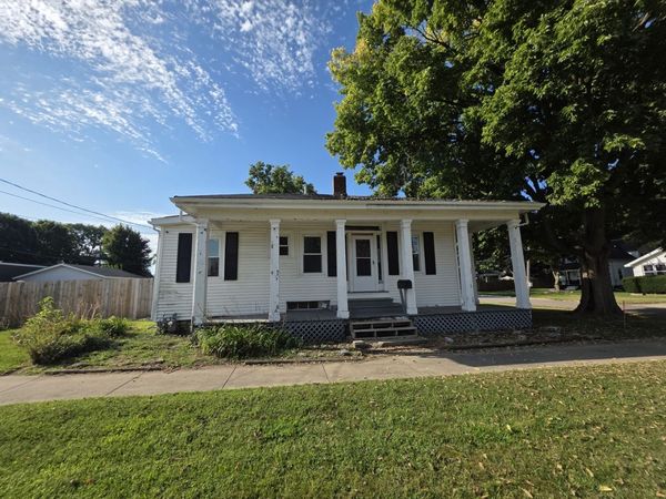 627 W Jefferson Street , Ottawa, IL 61350
