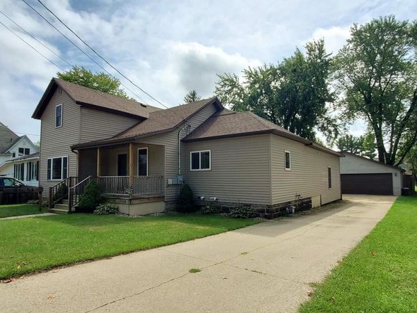 97 8TH STREET, Clintonville, WI 54929