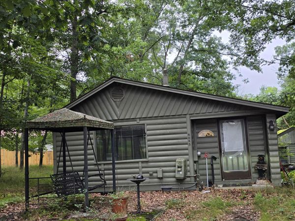 8085 Collen Avenue, Grayling, MI 49738