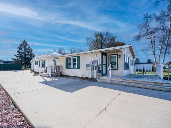 208 Duncan Avenue, Cheboygan, MI 49721