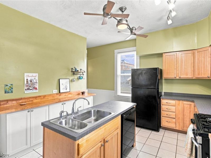 3109 Bridge Avenue, Cleveland, OH 44113 Photo 21