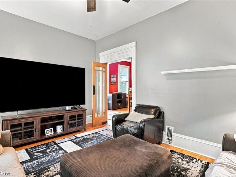 3109 Bridge Avenue, Cleveland, OH 44113 Photo 4