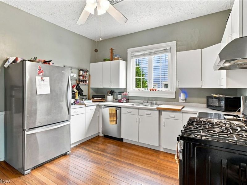 3109 Bridge Avenue, Cleveland, OH 44113 Photo 6