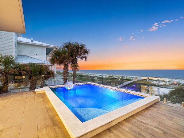 7321 Gulf Boulevard, Navarre, FL 32566