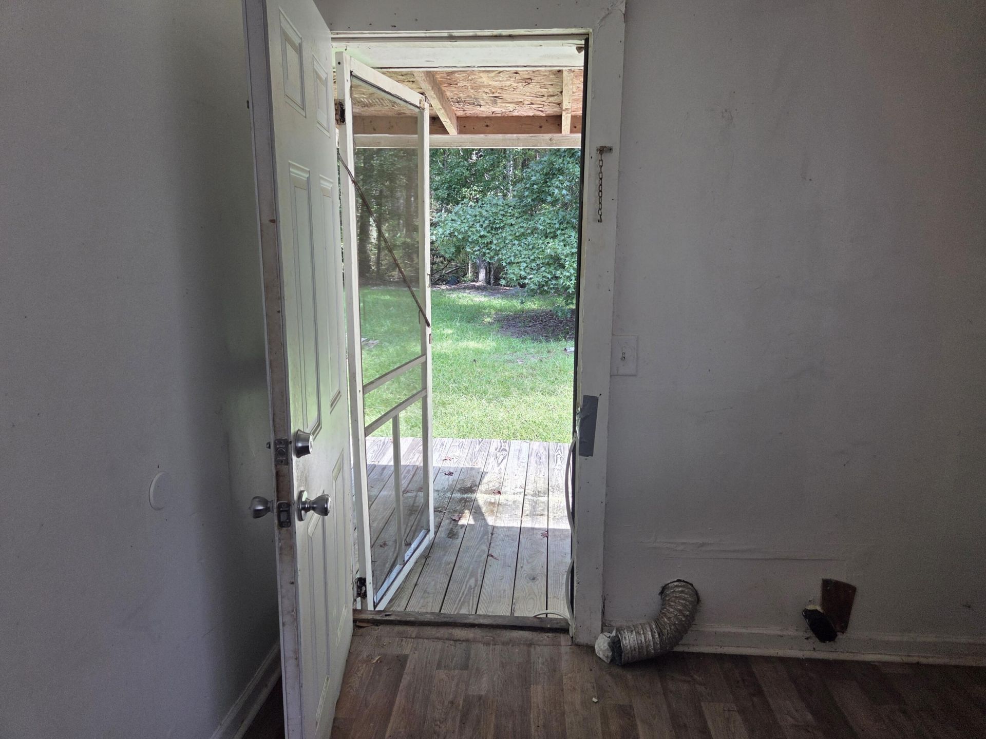 2202 S Highway 61 Photo 8