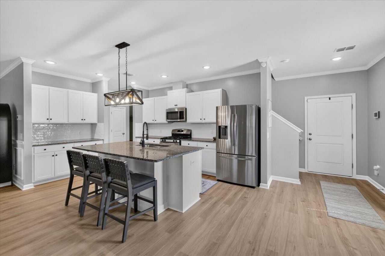 150 Pine Crest View Drive Photo 14