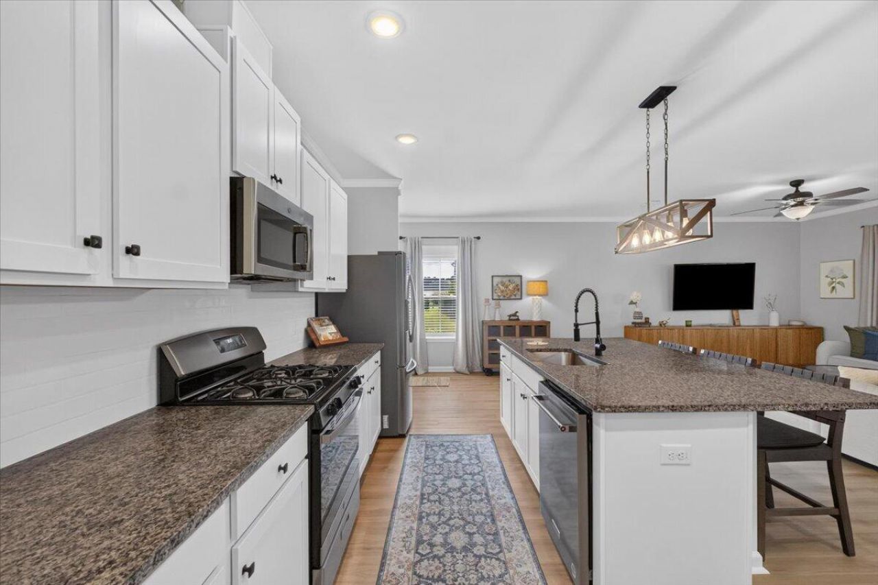 150 Pine Crest View Drive Photo 18