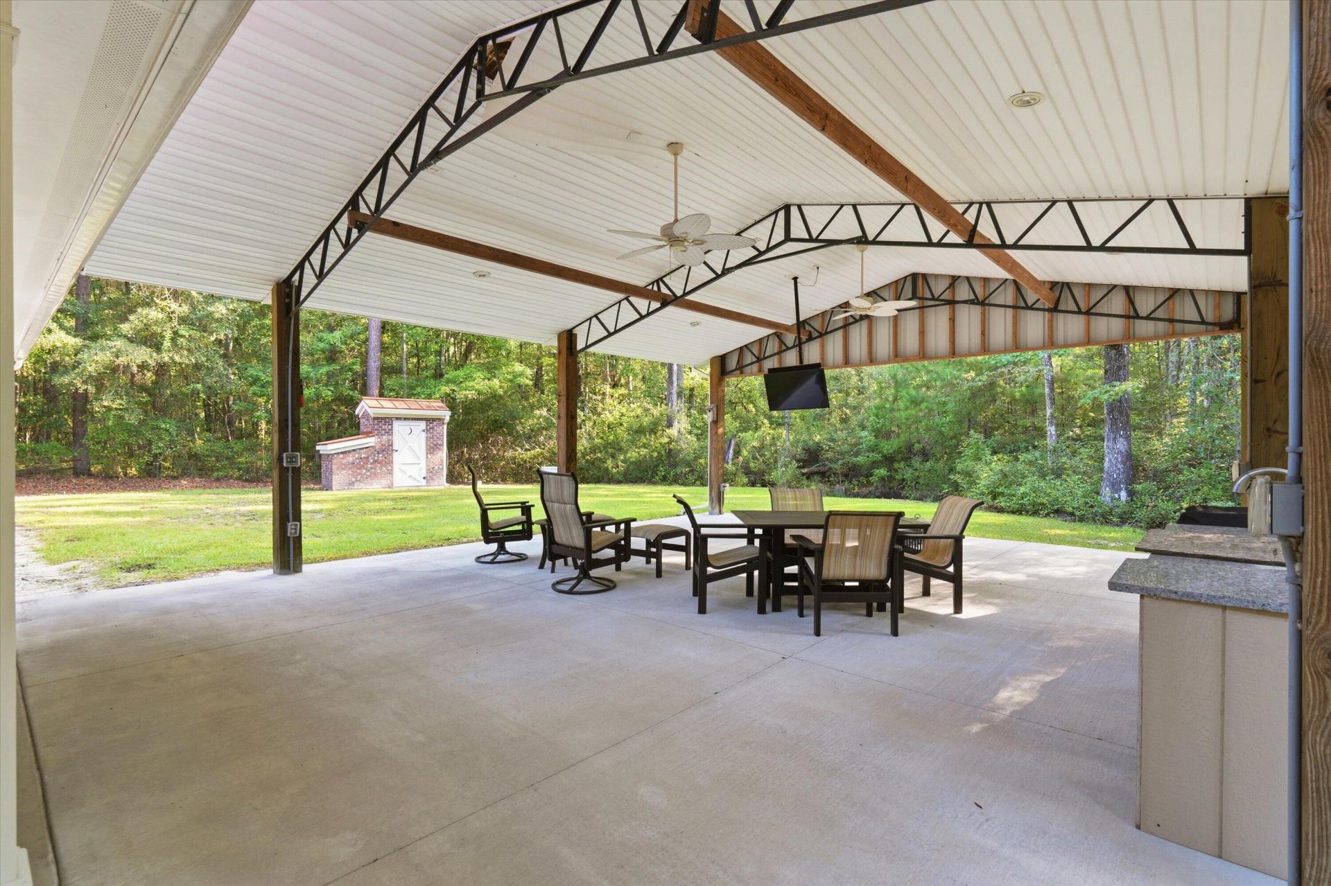 189 Fishburn Road Photo 29