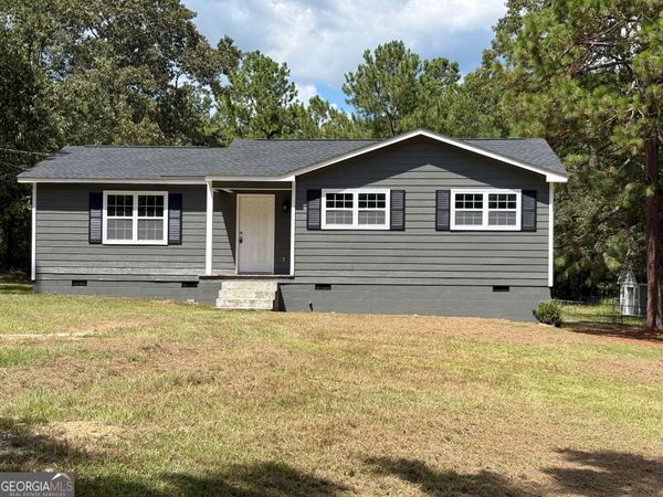 779 Carl Sutton Road, Lizella, GA 31052