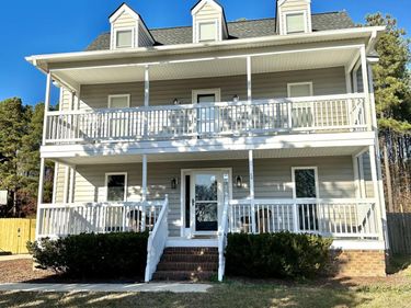 2037 Queen Charlotte Place, Raleigh, NC 27610