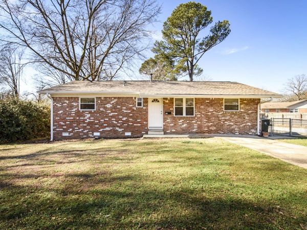 24 Sun Valley Road, Little Rock, AR 72205
