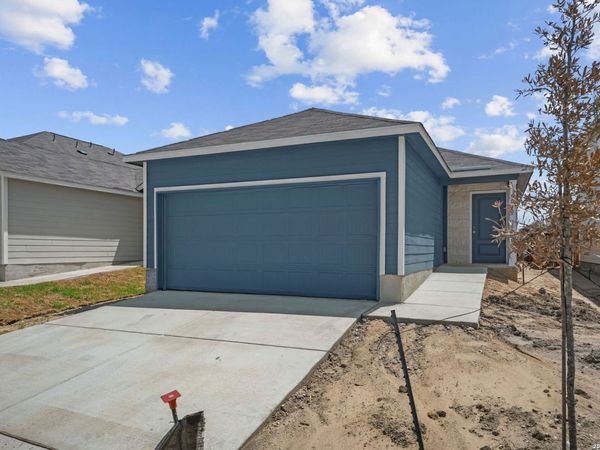 6050 Remember Way, Von Ormy, TX 78073