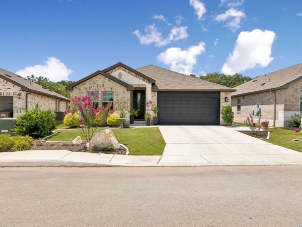 10738 YELLOWTAIL BLVD, Boerne, TX 78006