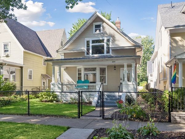 899 Ashland Avenue, Saint Paul, MN 55104