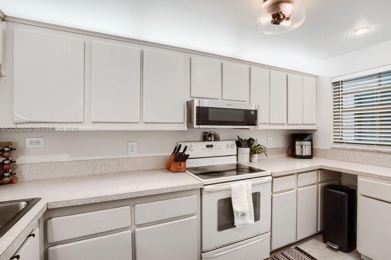9311 Orange Grove Dr, Unit 316, Davie, FL 33324 Photo