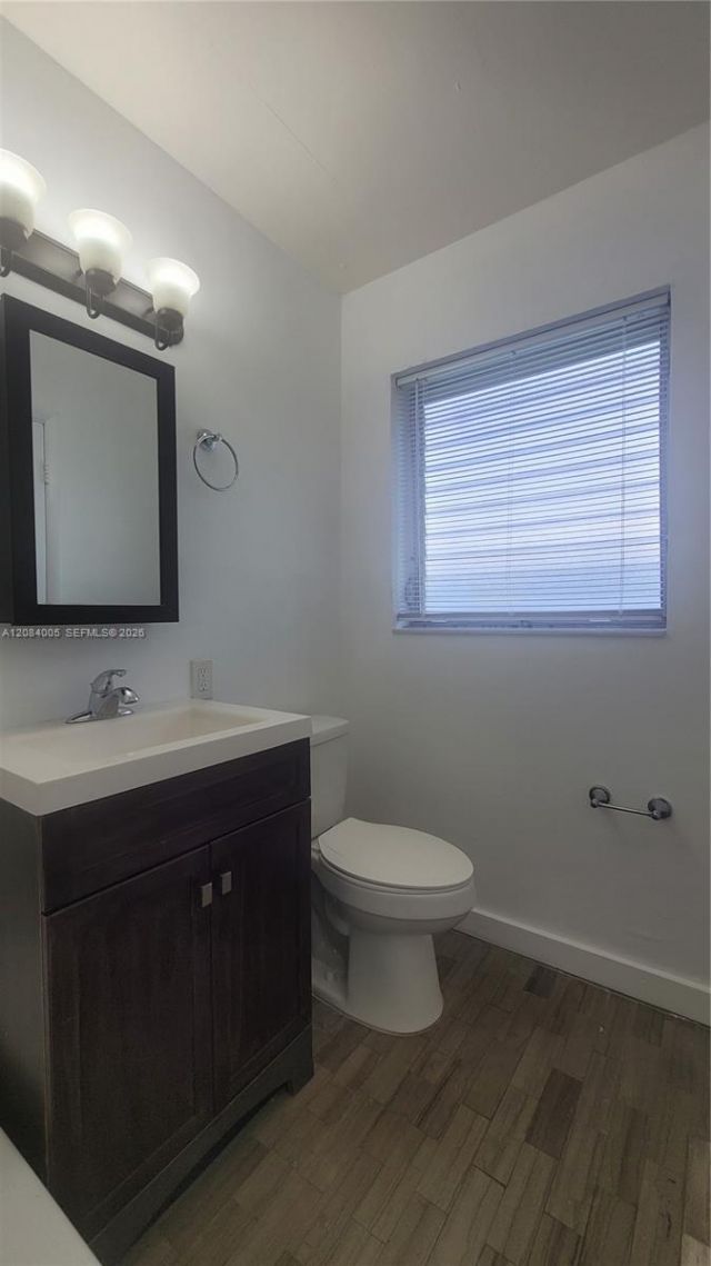 2615 SW 22nd Ave , Unit 17, Miami, FL 33133 Photo