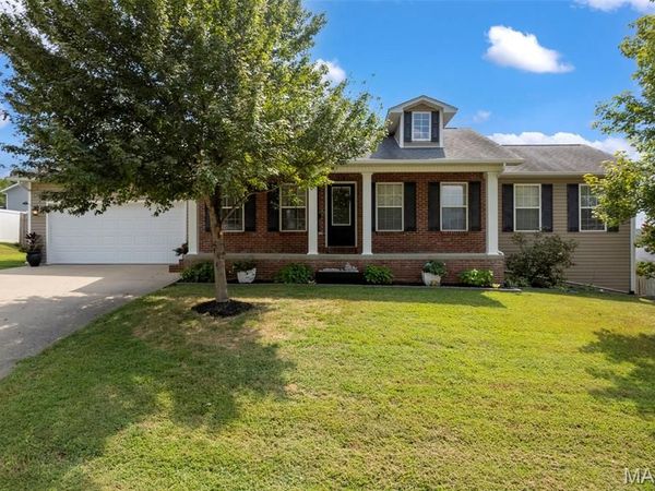 218 Silver Hawk Lane, Cape Girardeau, MO 63701