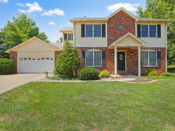 41 Ernst Drive, Glen Carbon, IL 62034
