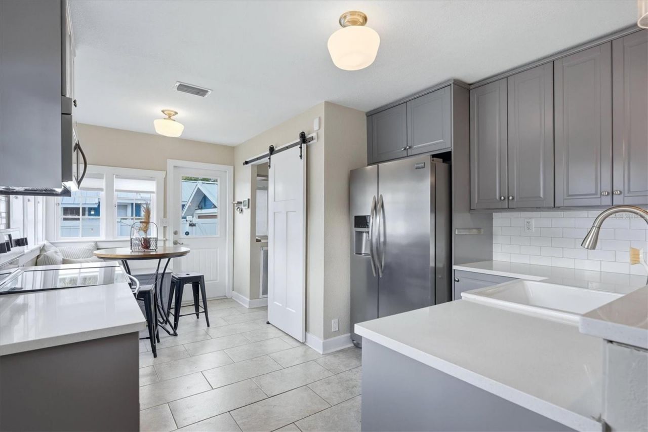 2363 4th Avenue N, Saint Petersburg, FL 33713 Photo