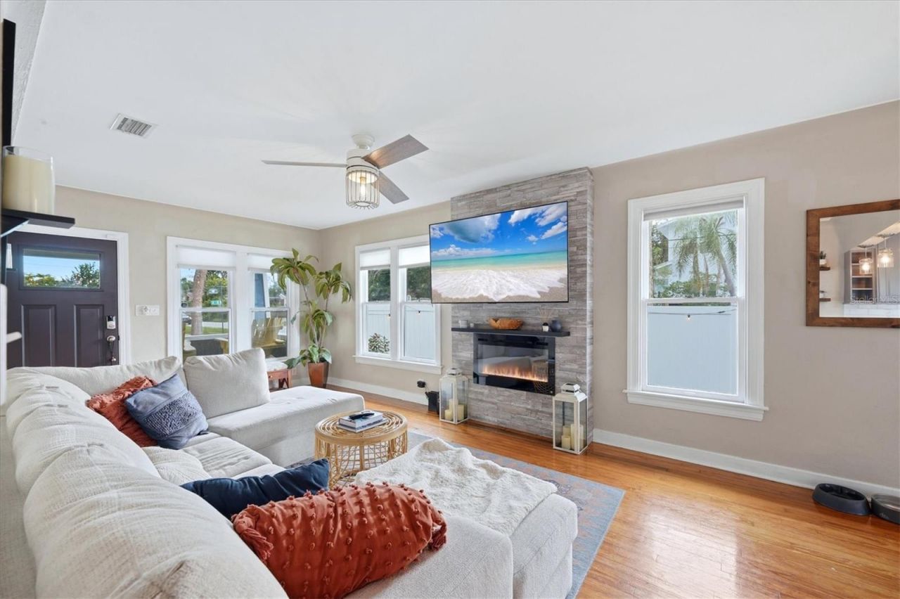 2363 4th Avenue N, Saint Petersburg, FL 33713 Photo