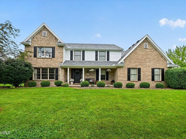 5852 Rock Hill Lane, Sylvania, OH 43560