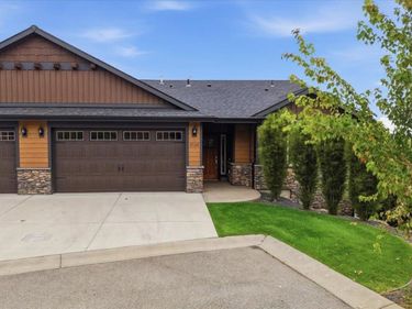 8920 E Woodside Ln, Spokane Valley, WA 99217