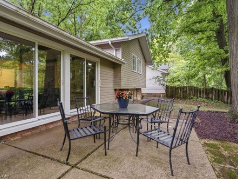 321 Royal Oak Boulevard, Richmond Heights, OH 44143 Photo 23
