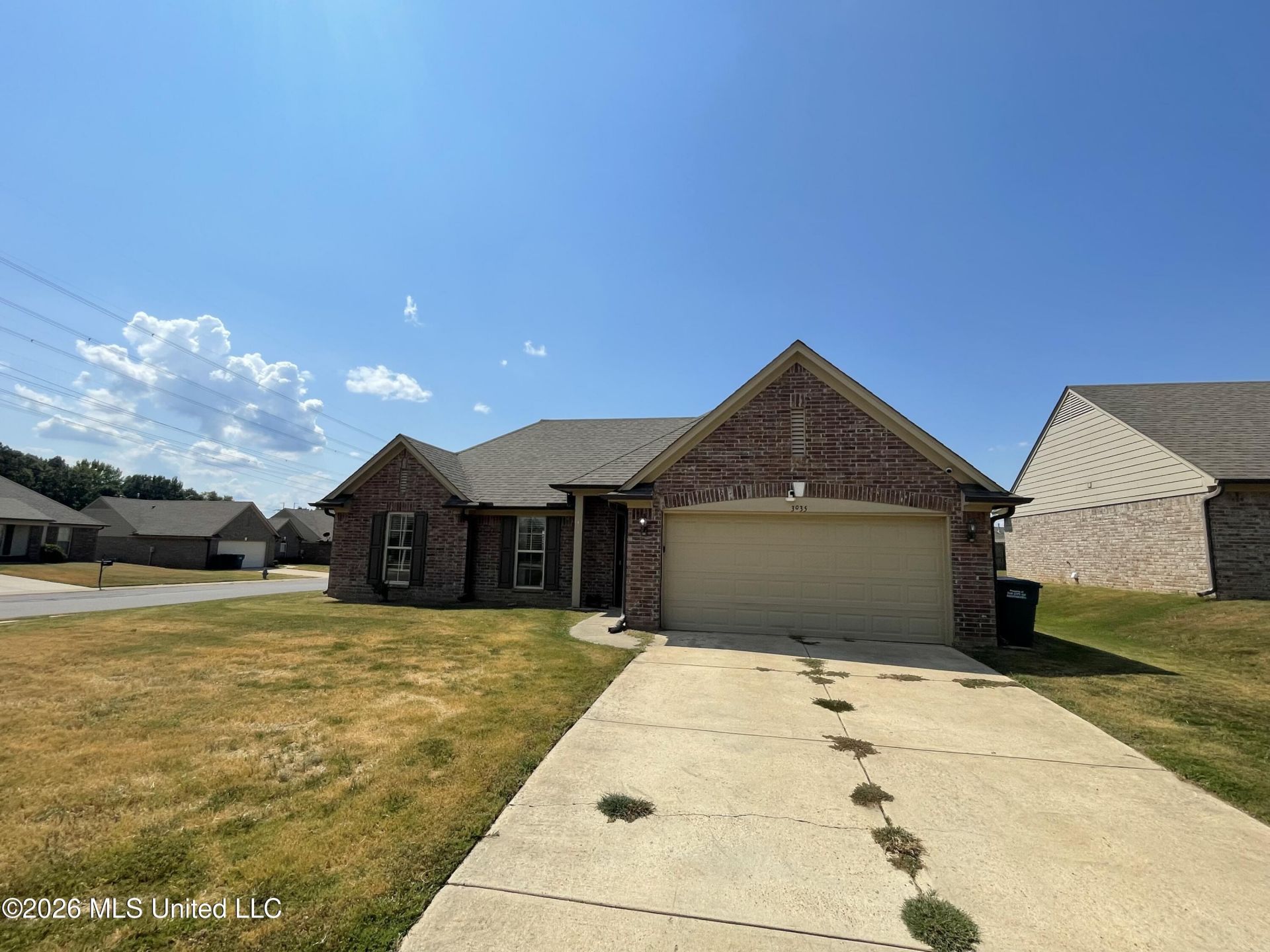 3935 Log Fence Cove, Southaven, MS 38671 Main Photo