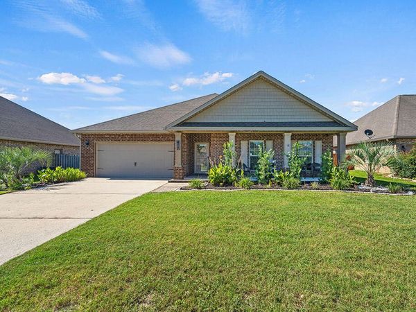 417 Chickadee Street, Crestview, FL 32539