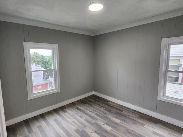 351 Tecumseh St, Unit B, Fall River, MA 02721