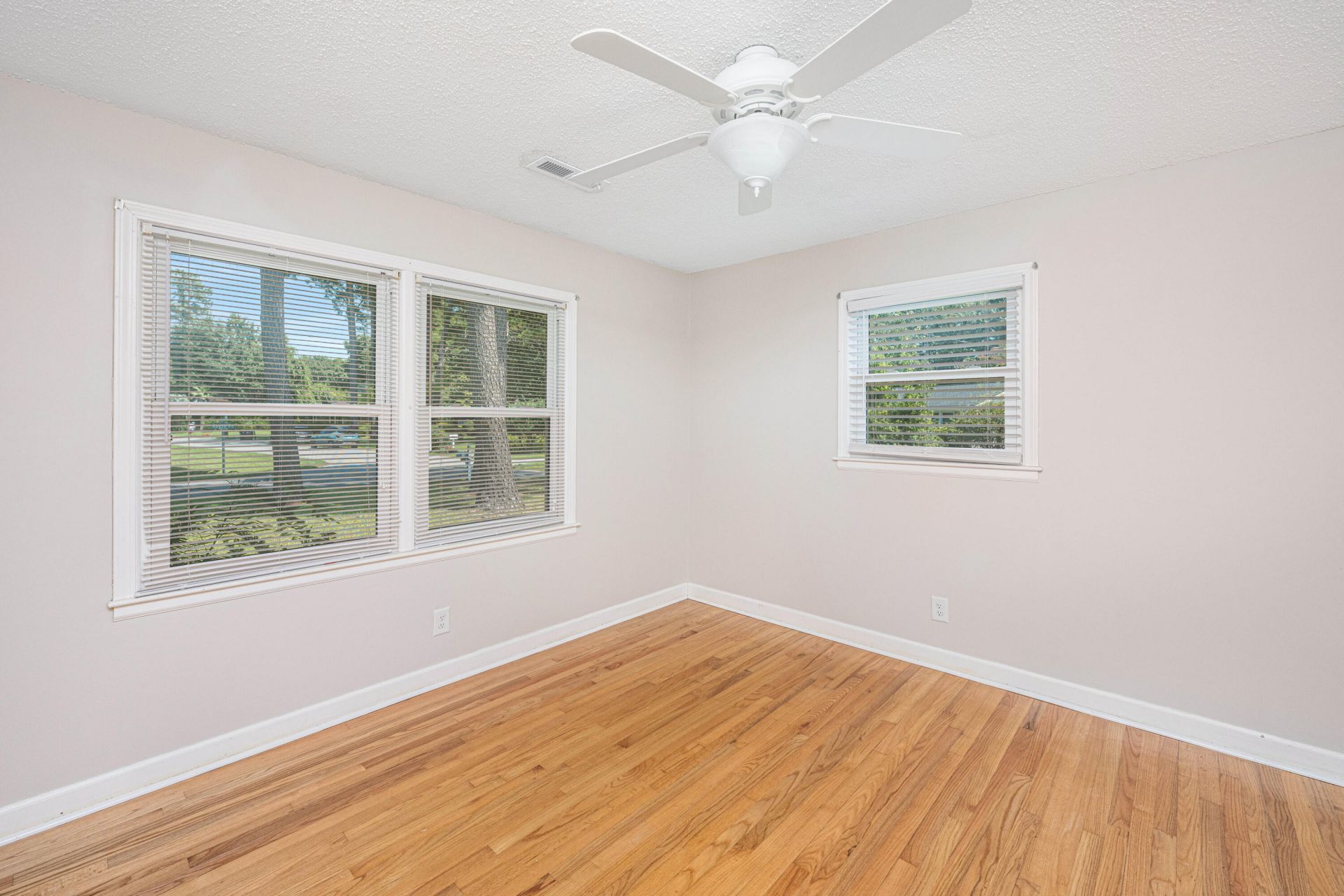 1259 Robin Road Photo 25