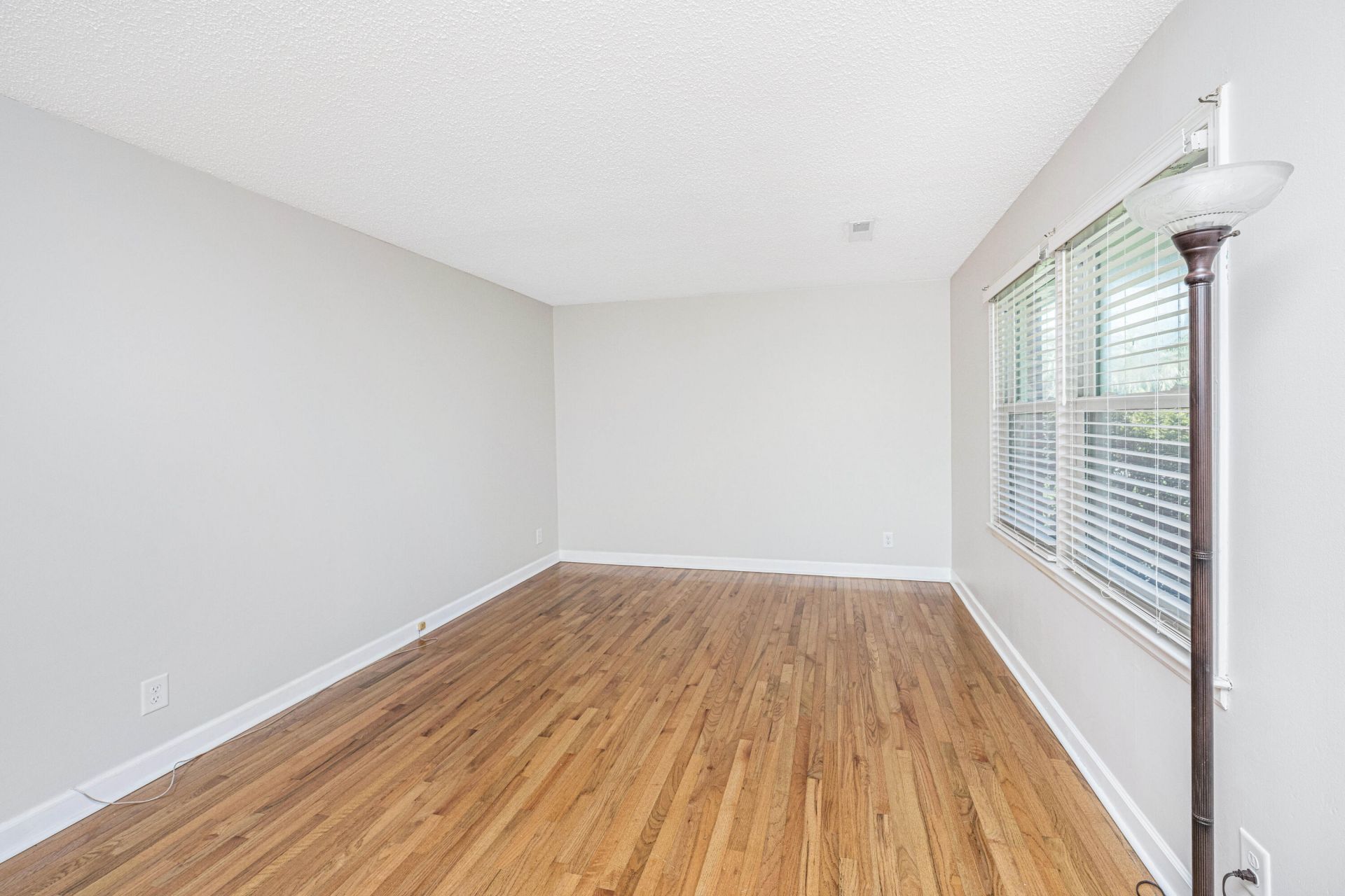 1259 Robin Road Photo 30