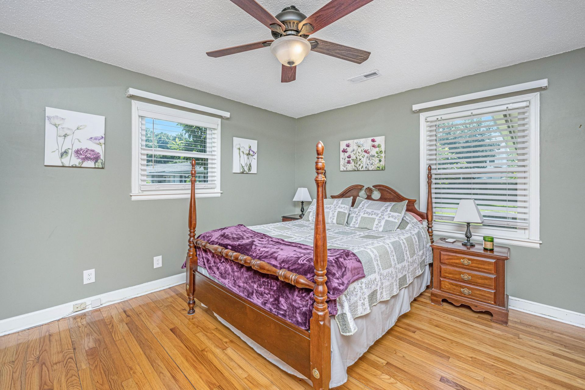 1259 Robin Road Photo 6