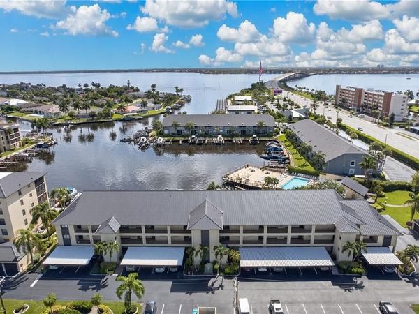 4719 SE 17th PL , Unit 103, CAPE CORAL, FL 33904
