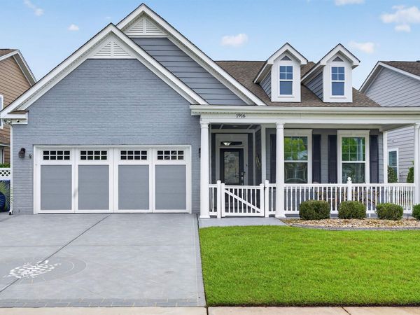 1916 Suncrest Dr., Myrtle Beach, SC 29577