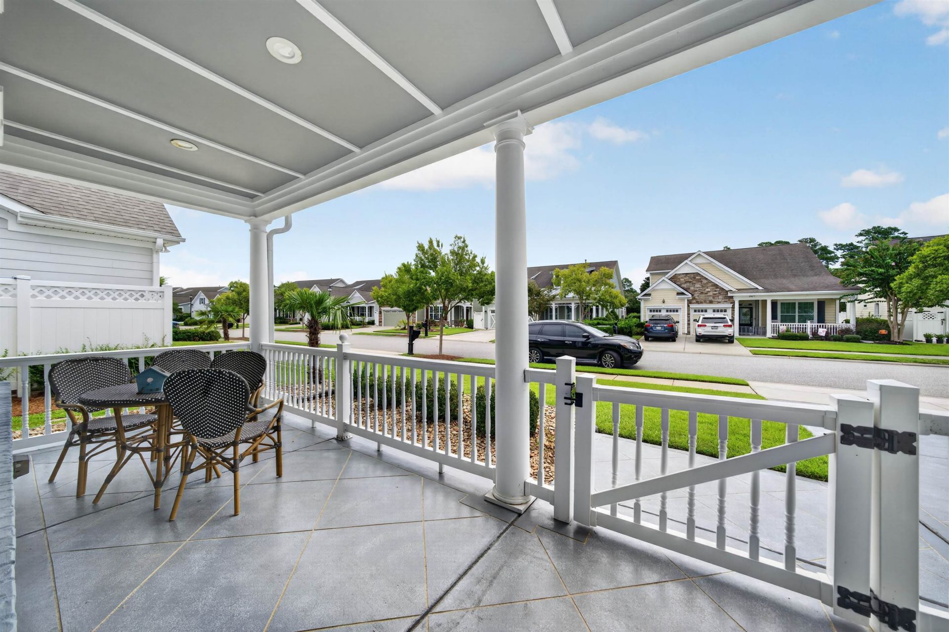 1916 Suncrest Dr. Photo 6