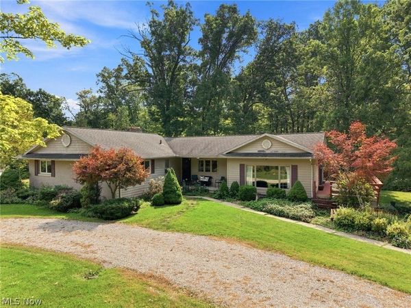 10051 Deerfield Lane, Brecksville, OH 44141