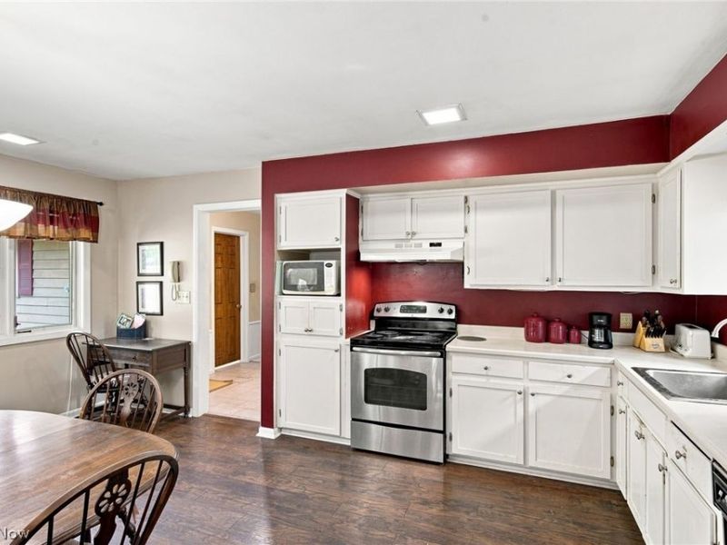 10051 Deerfield Lane, Brecksville, OH 44141 Photo 9