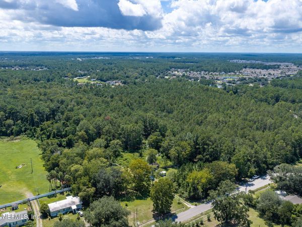9296 HIPPS Road, Jacksonville, FL 32222